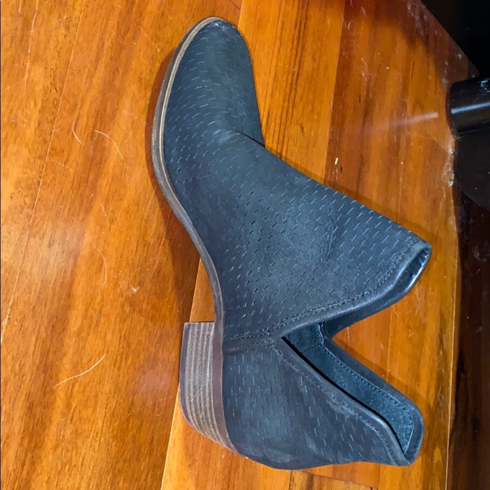 LUCKY BRAND black booties